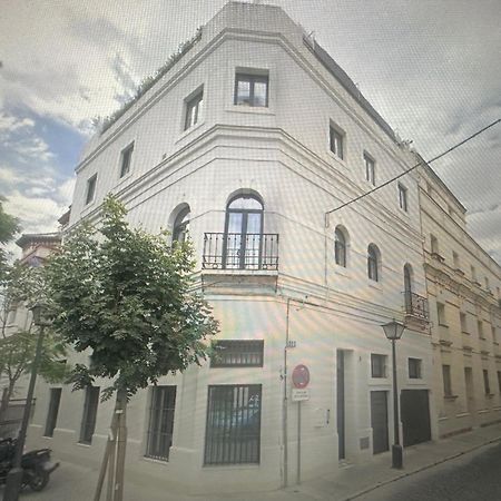 Apartamentos Montevideo 6 Sevilla Kültér fotó