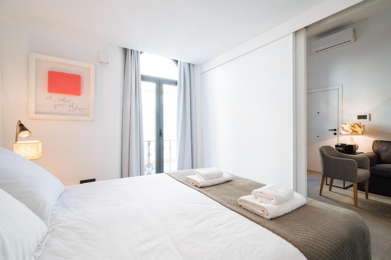 Apartamentos Montevideo 6 Sevilla Kültér fotó