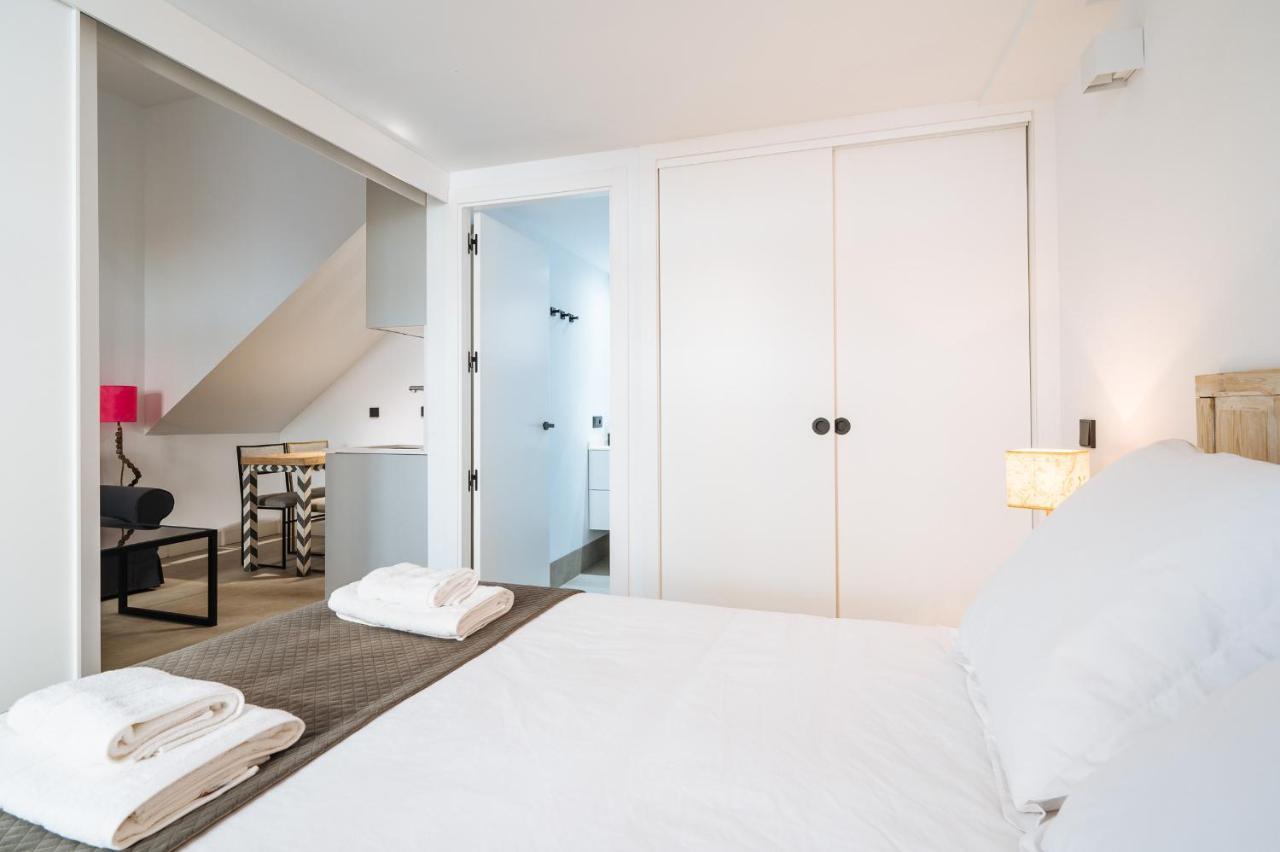 Apartamentos Montevideo 6 Sevilla Kültér fotó