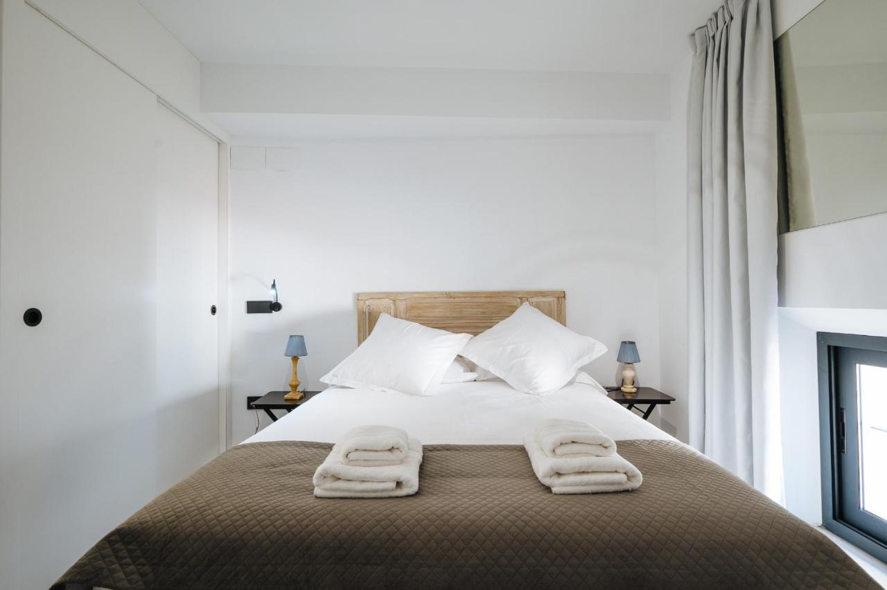 Apartamentos Montevideo 6 Sevilla Kültér fotó