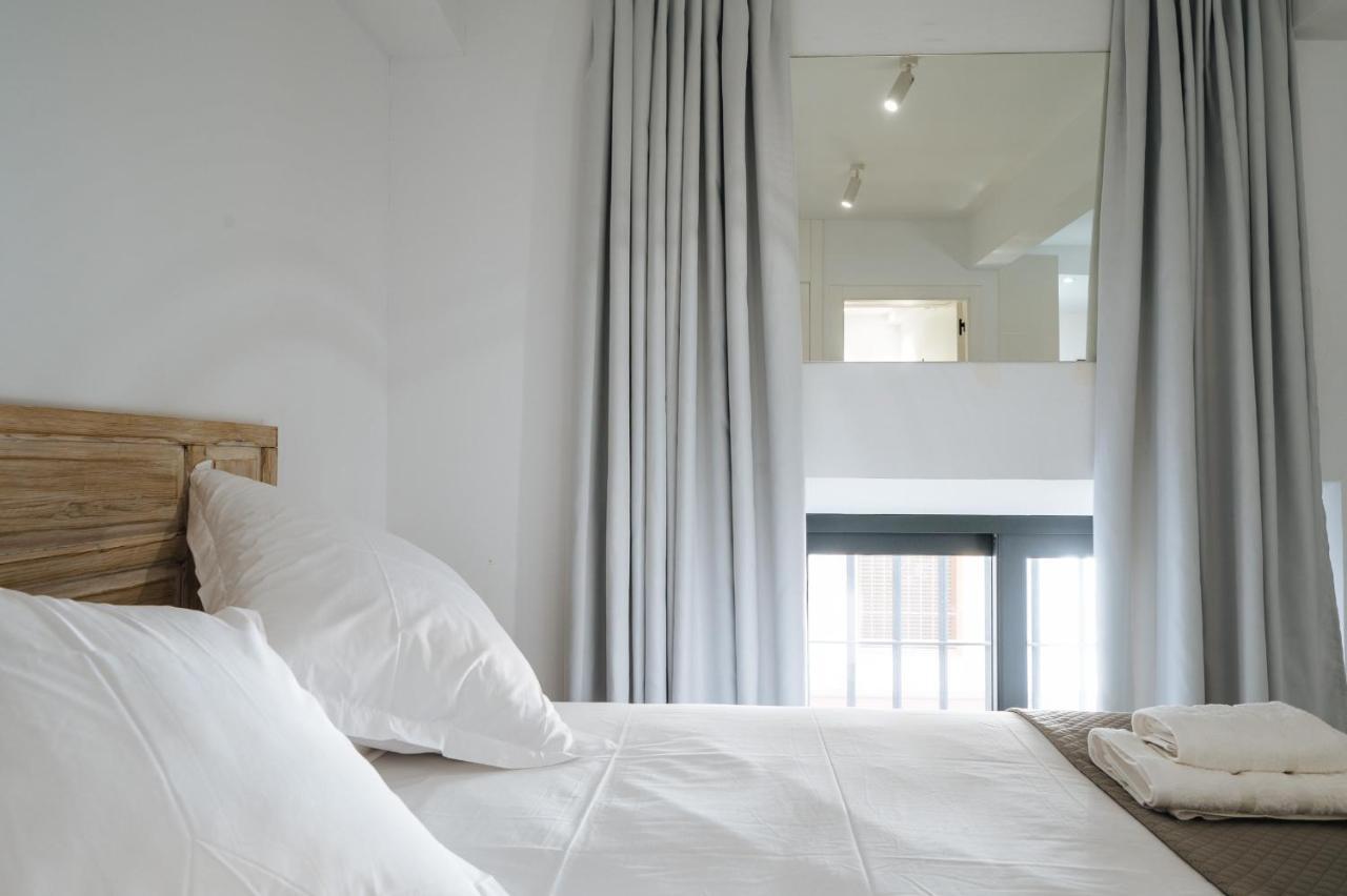 Apartamentos Montevideo 6 Sevilla Kültér fotó
