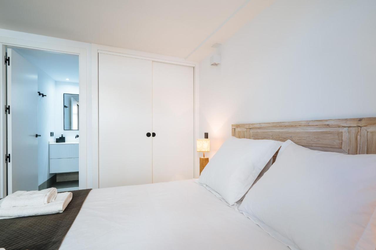 Apartamentos Montevideo 6 Sevilla Kültér fotó