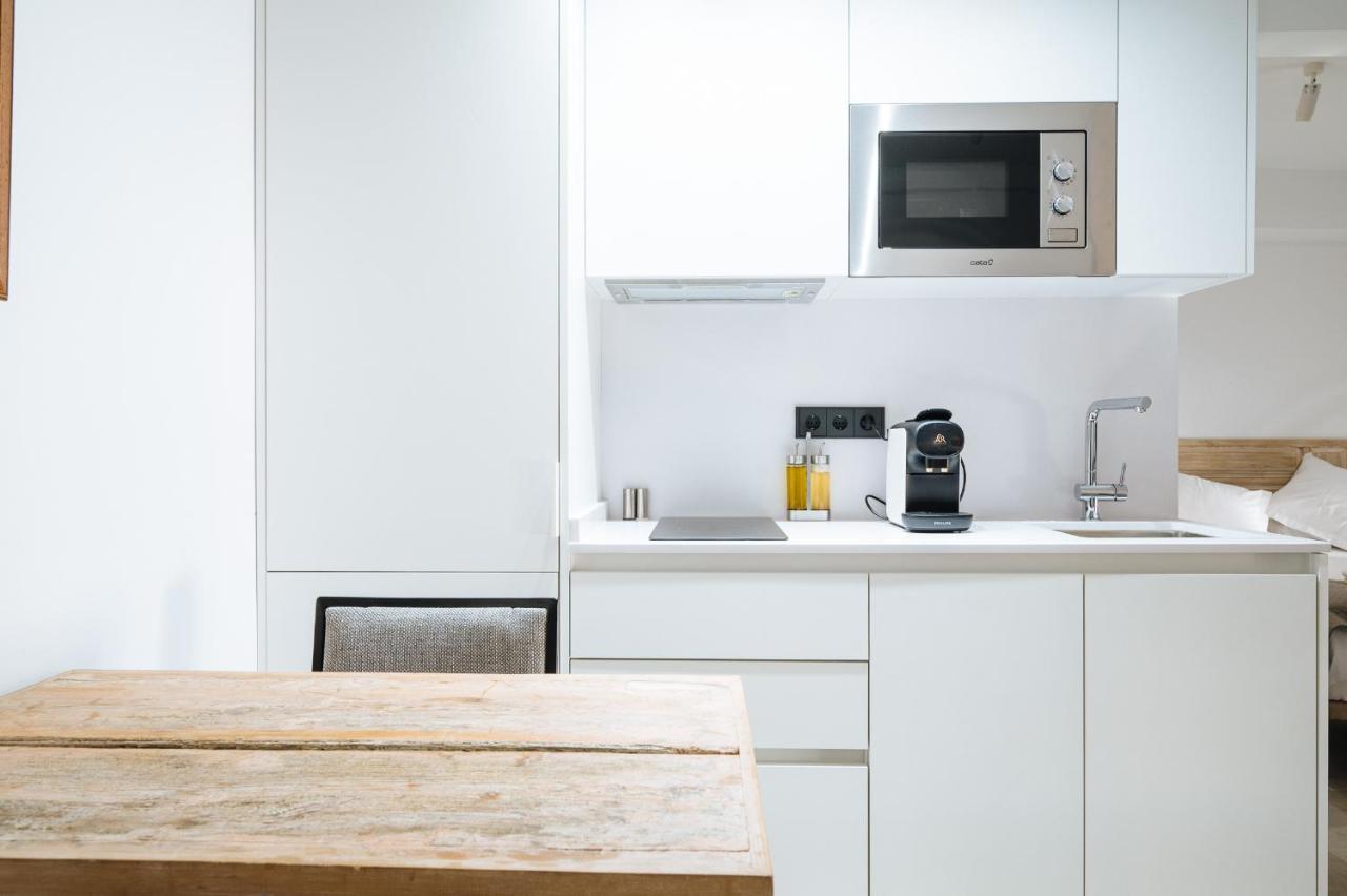 Apartamentos Montevideo 6 Sevilla Kültér fotó
