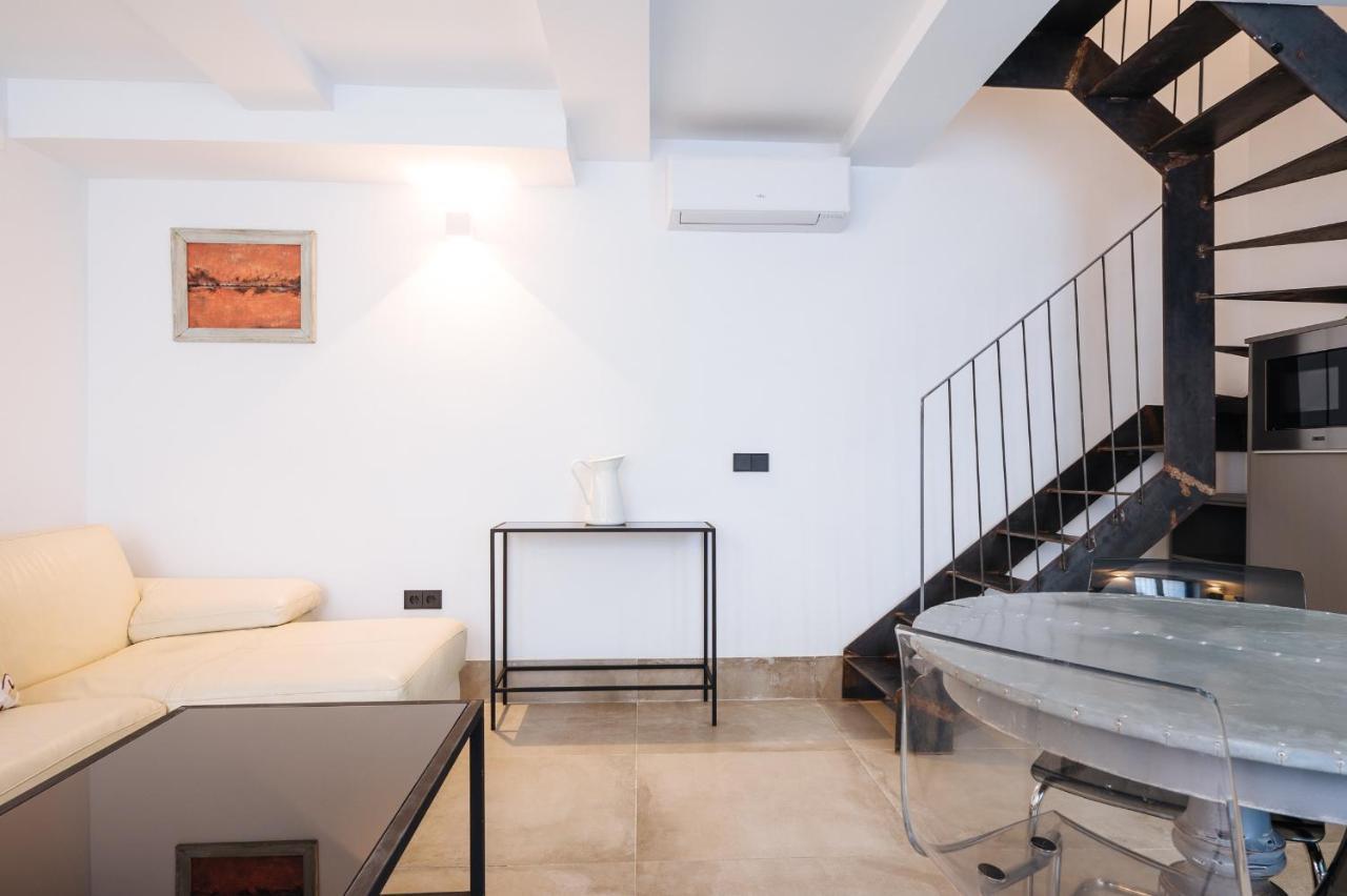 Apartamentos Montevideo 6 Sevilla Kültér fotó