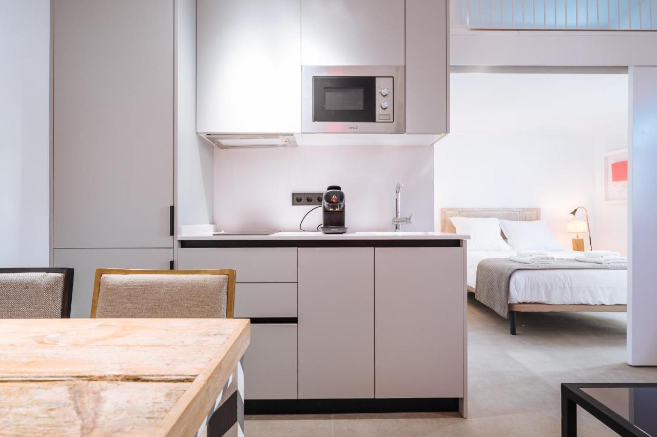 Apartamentos Montevideo 6 Sevilla Kültér fotó