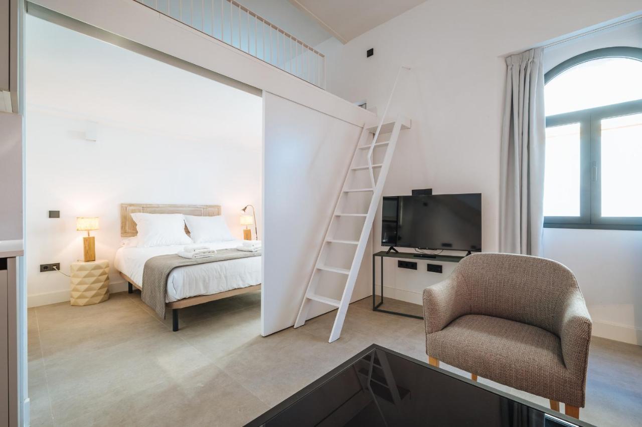Apartamentos Montevideo 6 Sevilla Kültér fotó
