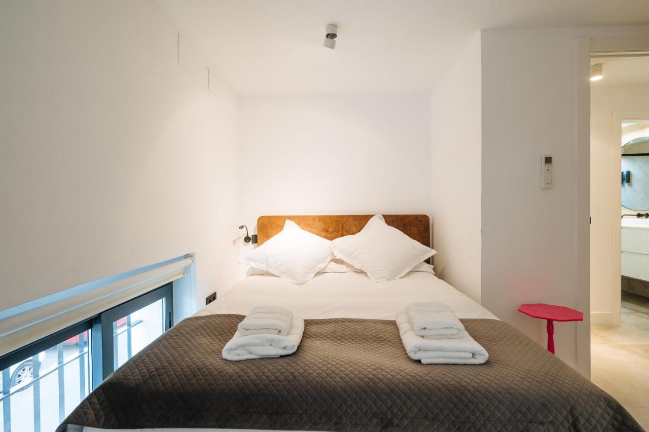 Apartamentos Montevideo 6 Sevilla Kültér fotó